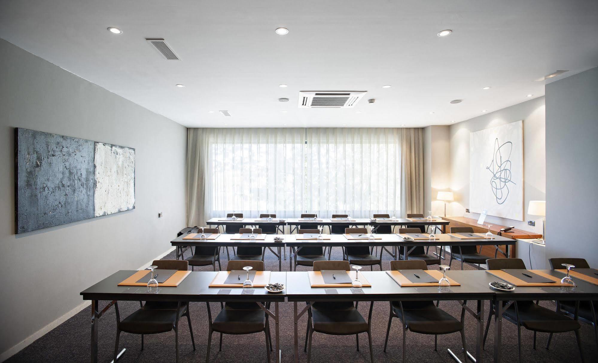 Ac Hotel Huelva By Marriott Εξωτερικό φωτογραφία
